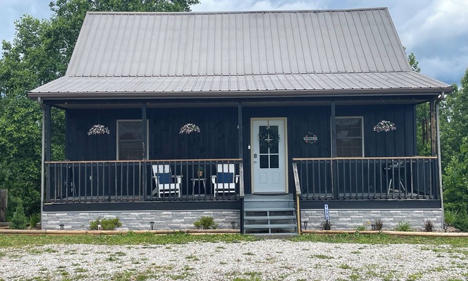 Louisa House | Yatesville Lake Cabin - Marina