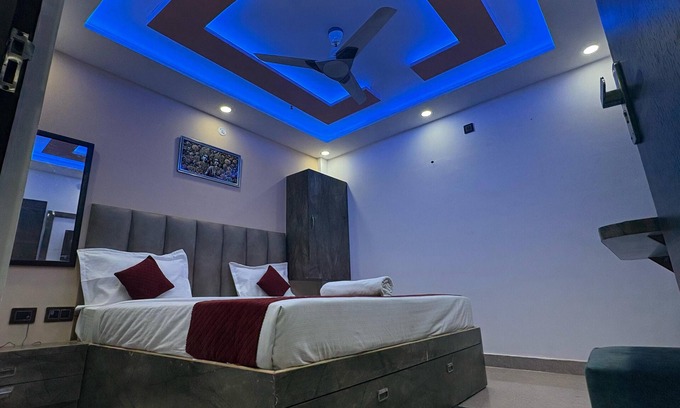 Varanasi Hotel | Yatri Nivas By Sarvjeet Foundation