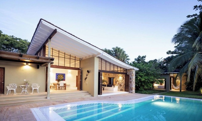 Anapoima House | Yeguas V43 by Wynwood House