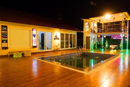 Noida Villa | Yeh Bhi Kuch Khaas Hai Farm - Live with Calm Nature