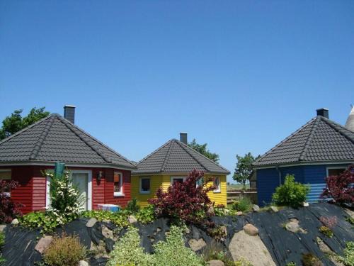 Boergerende-Rethwisch House | Yellow - Peter's Modern Retreat
