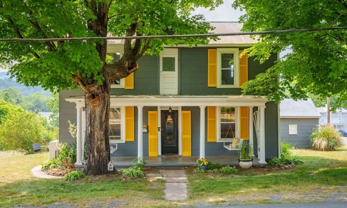 Shenandoah House | Yellow Shutter Farmhouse Oasis