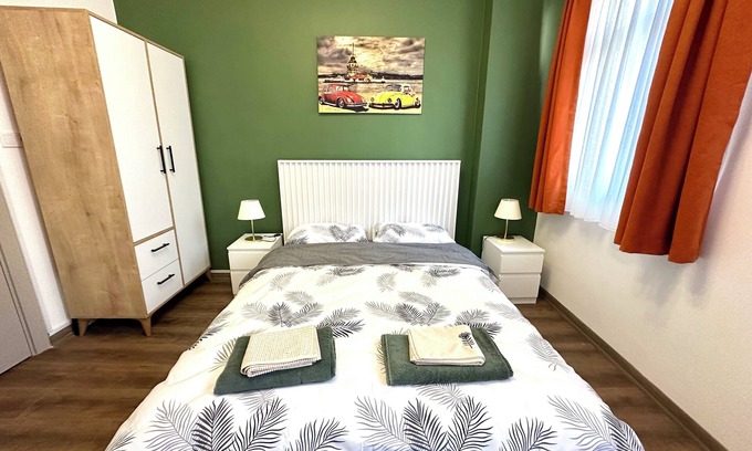 Taksim Apartment | Yellowhouse Room 2
