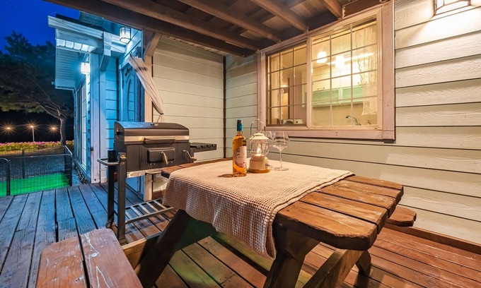 Yeongwol House | Yeongwol Nature & Pet Retreat
