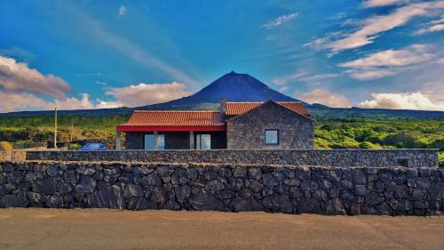 Sao Roque do Pico Villa | Yes Pico - By the Sea "Casa 3 Vistas"