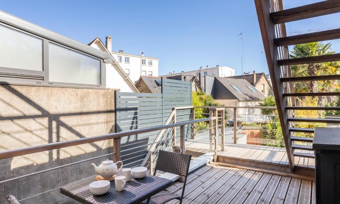 Nord-Saint-Martin Apartment | YOKOSO - Studio proche CHU avec terrasse