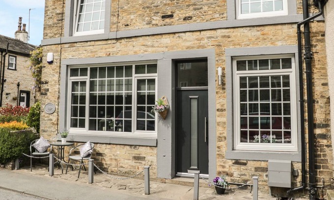 Cononley Cottage | YORK COTTAGE, family friendly, luxury holiday cottage in Cononley
