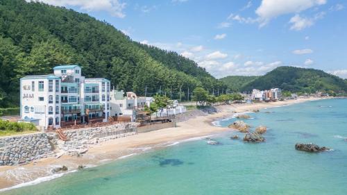 Yeongdeok House | Youngduk Sea & Spa Pension