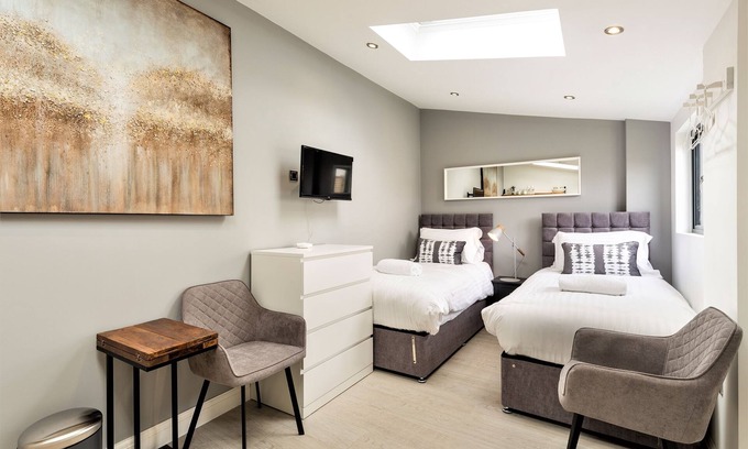 Bristol Villa | Your Apartment | Bristol The Nook