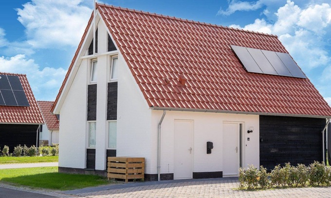 Scherpenisse House | Your Coastal Retreat with Pool