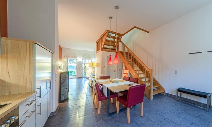 Muritz Apartment | Your home by the lake - the Schwan vacation apartment awaits you