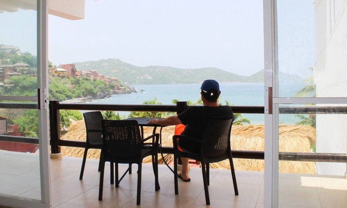 Playa la Madera Apartment | Your House on the Beach. Beautiful apartment located in Playa La Madera