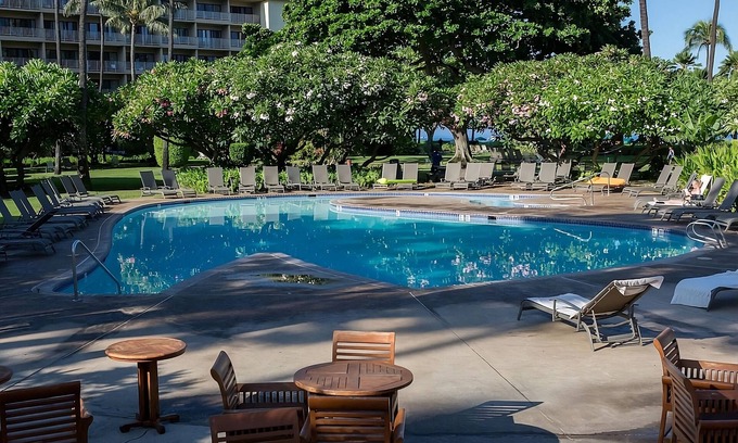 Kaanapali Hotel | Your Maui Oasis: Where Culture Meets Comfort! 2 Elegant Units, With Pool