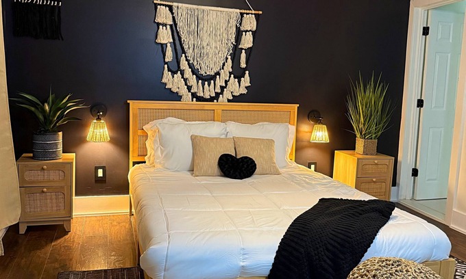 Orange House | Your Oasis in the City w/Jacuzzi , Parking, self check in and WiFi