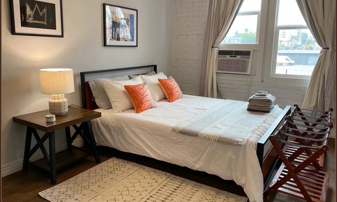 Westlake Apartment | Your Own Space TWO-gether: DTLA!