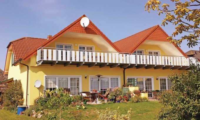 Neddesitz Apartment | Your vacation apartment is located in Neddesitz on the island of Rügen, very close to the sandy beac