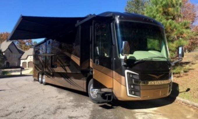 Gunter Afs House | Your Vacation in Style! Enjoy your family on the Road with Comfort & Class!!