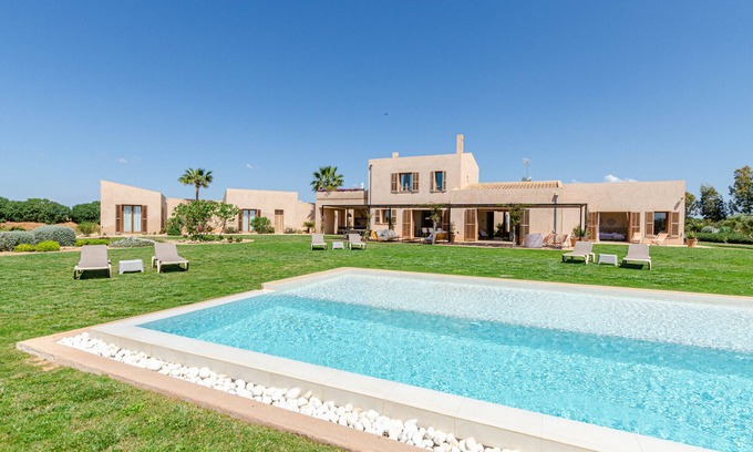 Campos Villa | YourHouse Thalassa Villa