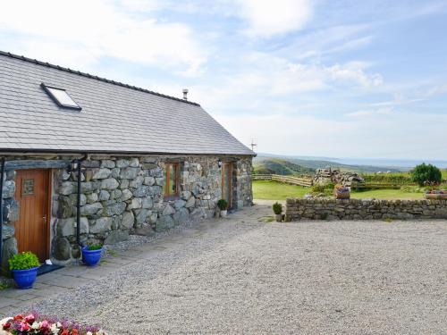 Harlech House | Ysgubor