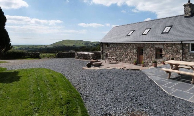 Tywyn House | Ysgubor y Waun in the beautiful Tywyn