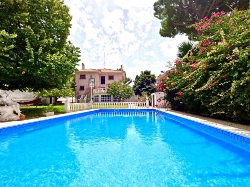 Carcavelos House | Yucca House Carcavelos Beach