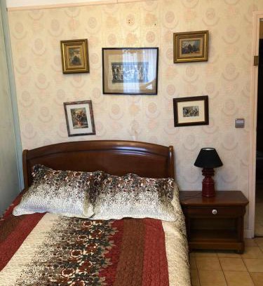 La Ville-du-Bois House | Yufan