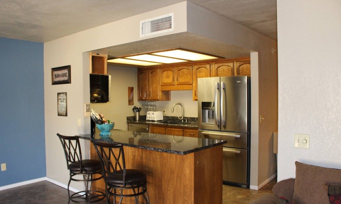 Vista Del Valle House | Yuma Az Getaway Fully furnished 3 bedroom 2 1/2 bath Town-home
