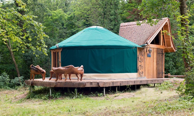 Semur-en-Auxois Cabin | Yurt "LaDesirade