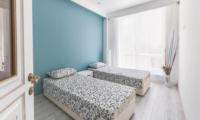 Adler City Centre Apartment | Yuzhnykh Kultur Street Apartment