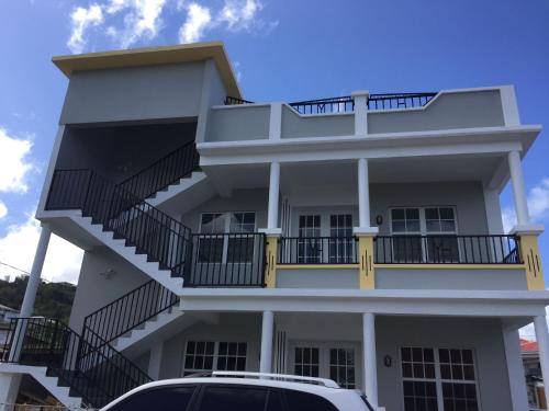 Canefield Apartment | Yvonna House