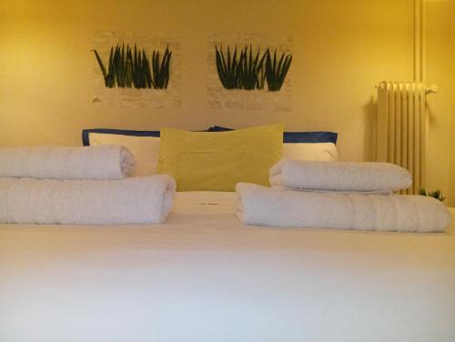 Koukaki Apartment | Zacharitsa APT at Acropolis up 4 guests by LODGESPOT