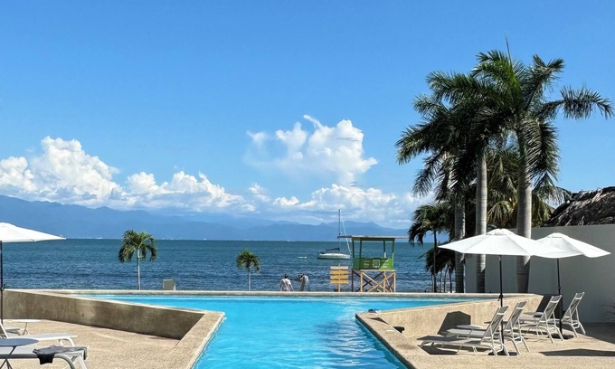 La Cruz de Huanacaxtle Apartment | Zantamar La Cruz Beach & Pool