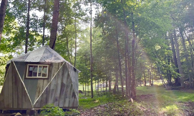 Green Mountain Cabin | Zen Dome: Relax & Revive in the Beauty of Nature