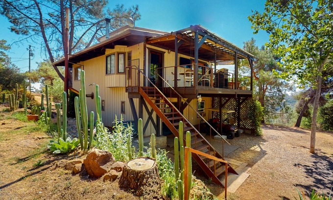 Chico House | Zen Mountain Retreat hideaway with sweeping views, outdoor space, & W/D