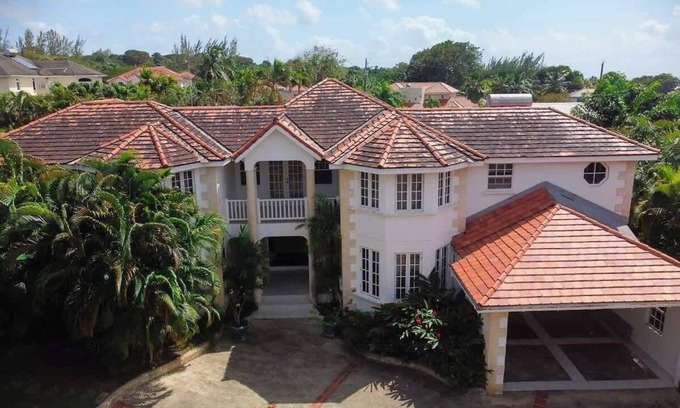 Paynes Bay House | ZenBreak Marzalea Villa 4bd