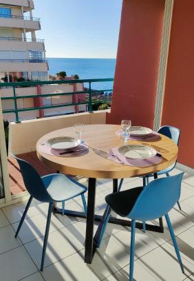Sete Apartment | Zenitude Corniche charmant studio cabine vue mer