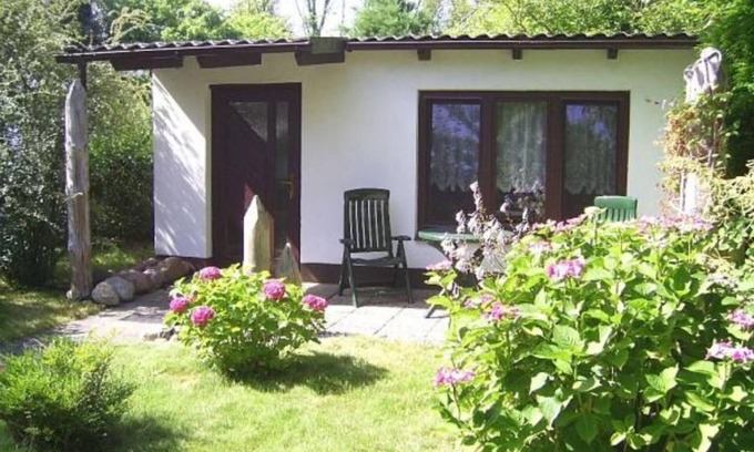 Zingst Apartment | zfh/004 - small bungalow near the beach