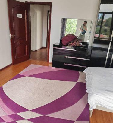 Ulytau District House | ZHU Bed and Breakfast Hotel