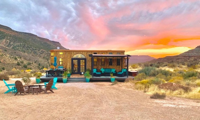 Virgin House | Zions Tiny Oasis