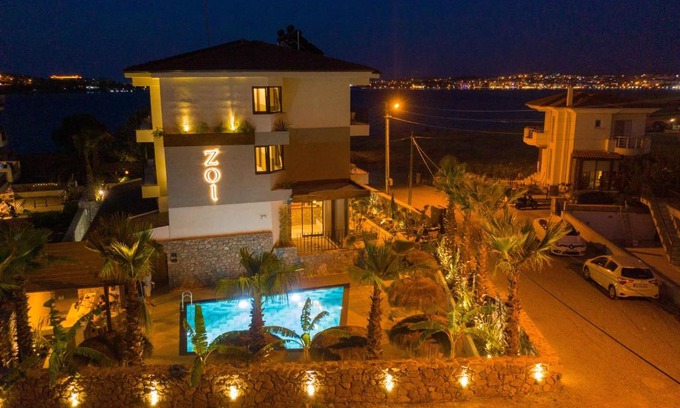 Ayvalik Hotel | ZOİ CUNDA