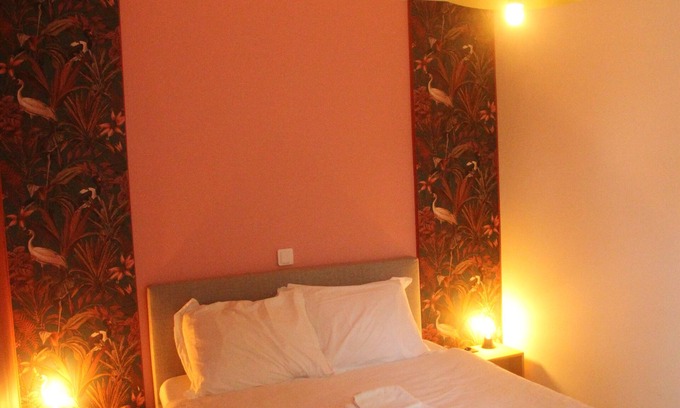 Aalter Ski Chalet | Zonder Vaart, magical spot with forest and picking field between Ghent and Bruges