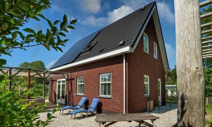Renesse Villa | Zuidhoek 6 luxury villa in quietly located car-free bungalow park