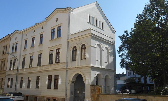 Goerlitz Apartment | Zum Senckenberg I for two people with parking facilities