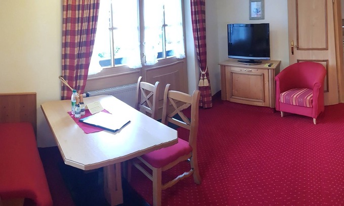 Reit im Winkl Apartment | Zwei-Raum-Ferienwohnung, 40 m² mit separatem Schlafzimmer und Balkon/Terrasse