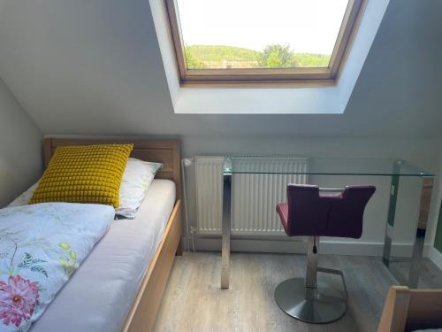 Borgholzhausen House | Zwei Zimmer, Küche, Bad