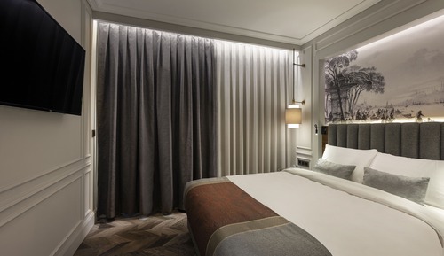Standard Room, 1 Queen Bed, Balcony, City View