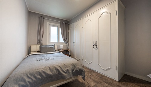 Room (View Pension Room)