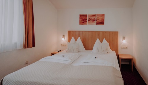 Family Room, 2 Bedrooms, Balcony, Mountain View