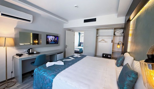 Executive Suite