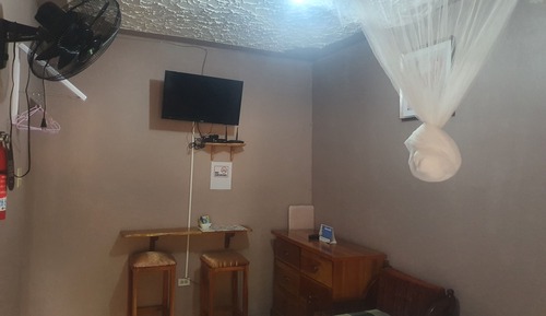 Comfort Suite, 1 Queen Bed, Smoking, Garden View